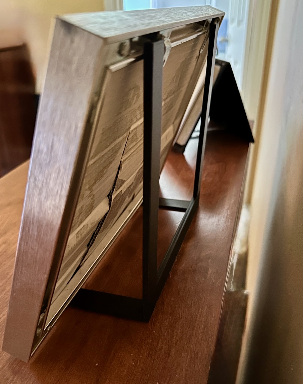 3D Printed:  Picture Frame Stand